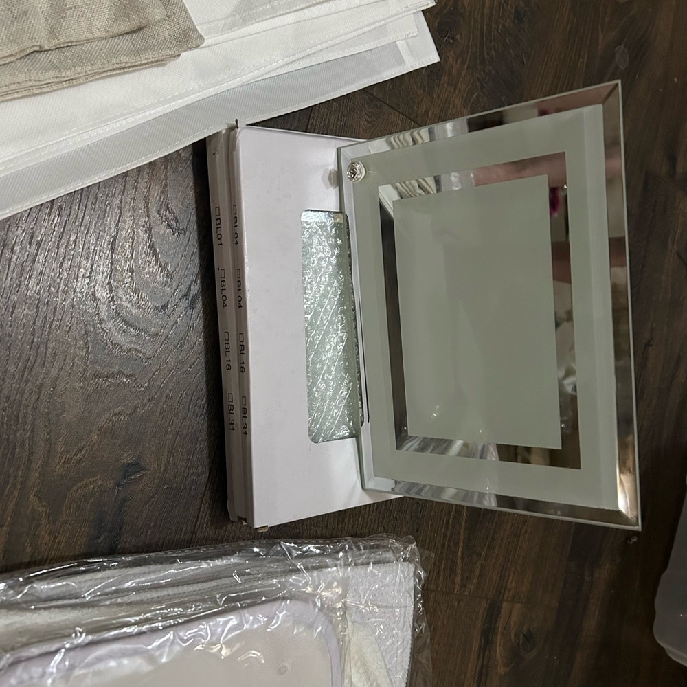 Sublimatable items. - Picture 2 of 3